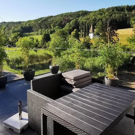 Exklusive Attika Mit 5 Zimmer Nahe Zur Schweiz Apartament