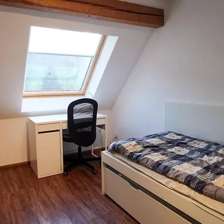 Exklusive Attika Mit 5 Zimmer Nahe Zur Schweiz *